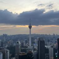 Solnedgang over KL Tower