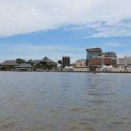 Centrum set fra Kampong Ayer