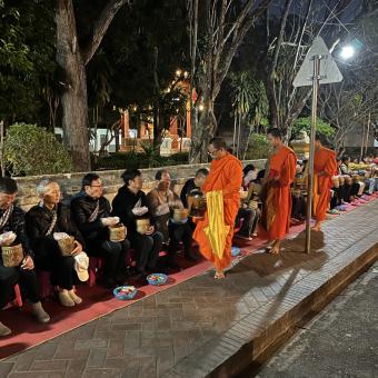 Almisseceremonien, Luang Prabang, Laos